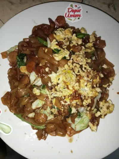 Kwetiau goreng kecap ala sajiku