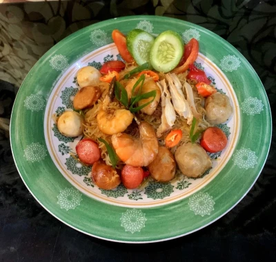 Kwetiaw goreng seafood