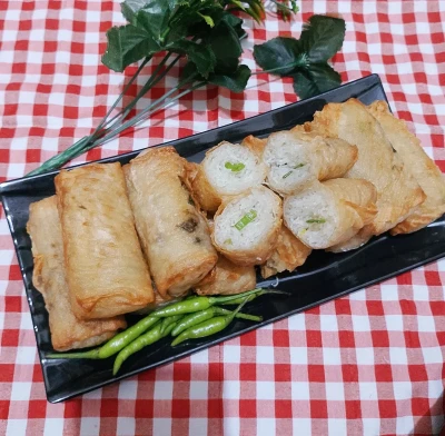 Lumpia isi bihun