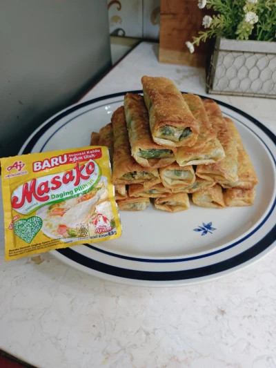 Lumpia Keju Telur Bayam