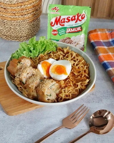 Mie Bangladesh Toping Cakwe Ayam
