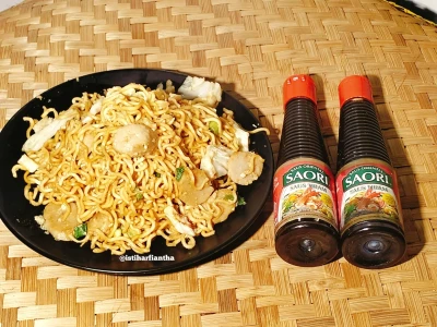 Mie Goreng Bakso ala Saori