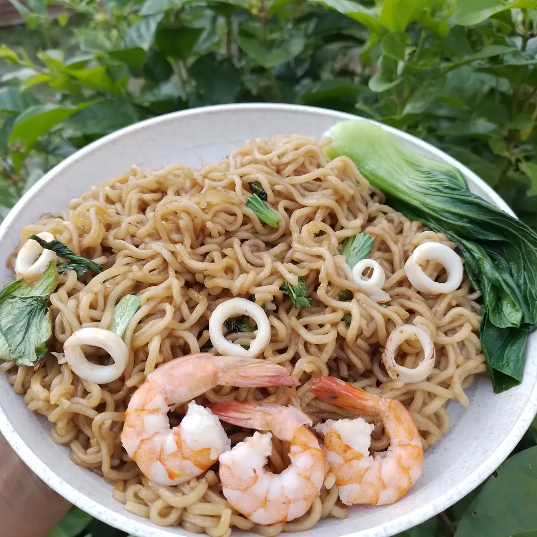 Mie goreng seafood