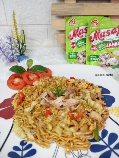 Mie NYEMEK EXTRA HOT