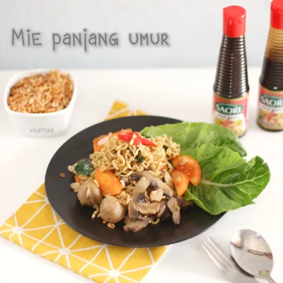 Mie panjang umur