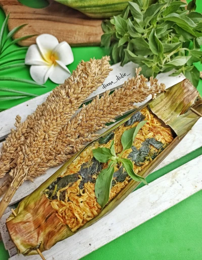 Nasi Bakar Ayam Suwir