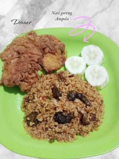 Nasi goreng ampela