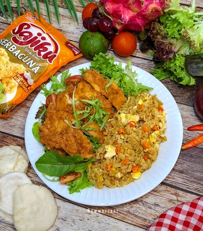 Nasi Goreng Kampung Ayam Crispy Sajiku