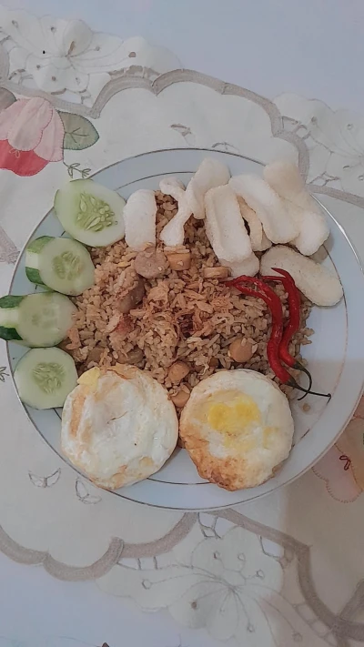 Nasi goreng manis by saori
