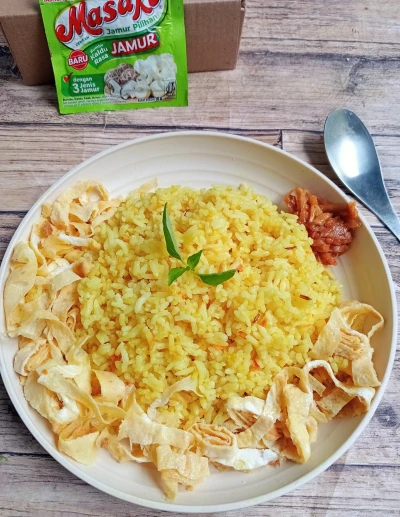 Nasi Kuning Goreng