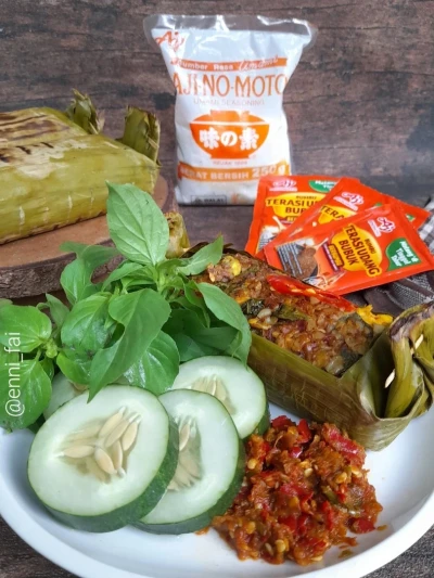 Nasi Merah Bakar