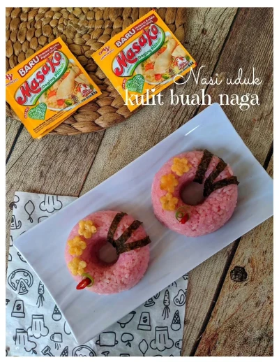 Nasi Uduk Kulit buah Naga