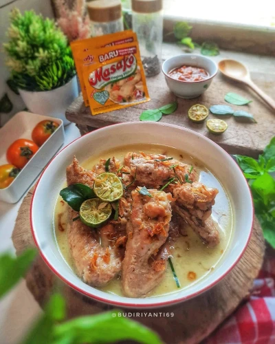 Opor Ayam Putih Ala Masako