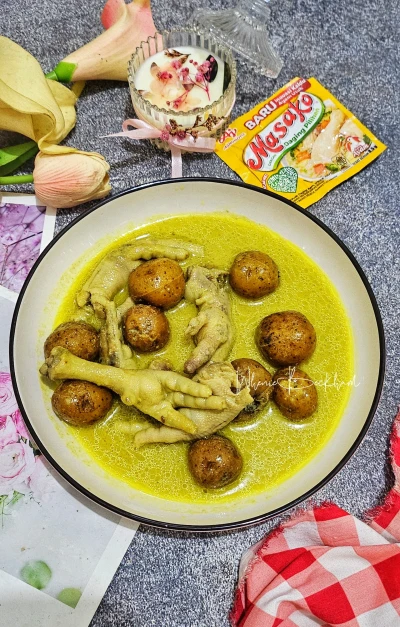 Opor Kuning Ceker Baby Potato