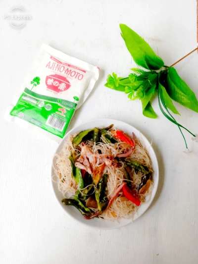 Oseng Bihun Cumi Kecipir