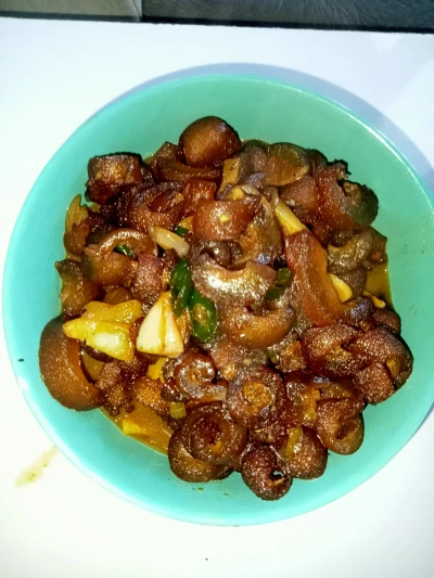 Oseng kulit cabe ijo