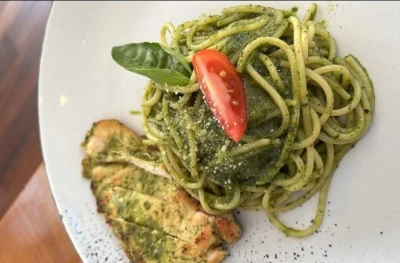 Pasta Pesto with Chicken Grill