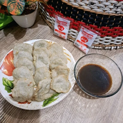 Pempek kulit ikan kakap