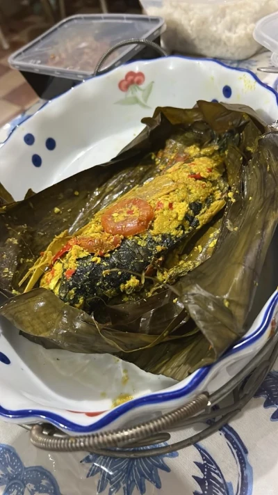 Pepes Ikan Nila Kuning