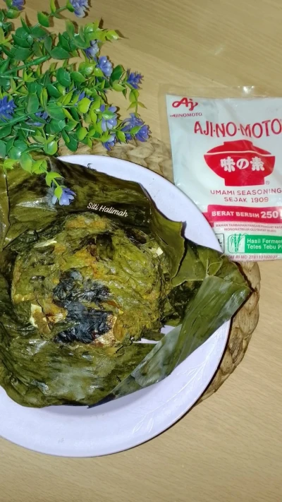 Pepes Ikan Patin Bumbu Kemangi