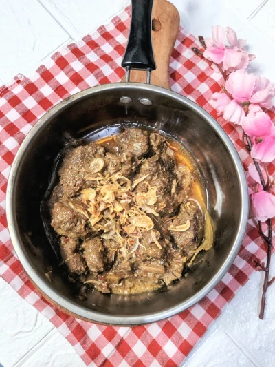 Rendang daging sapi
