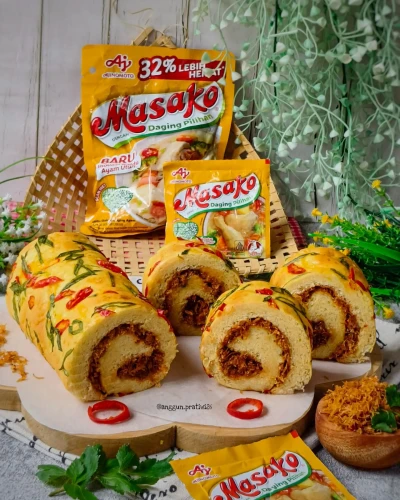 Roll Bread Serundeng