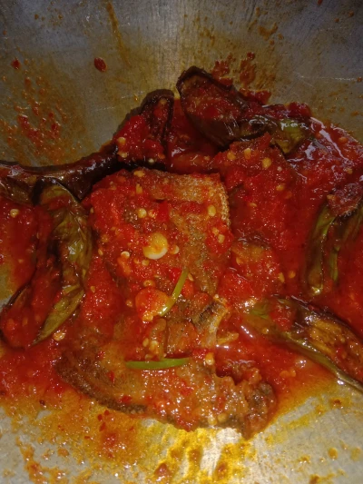 Sambal goreng ikan tipis dan terong