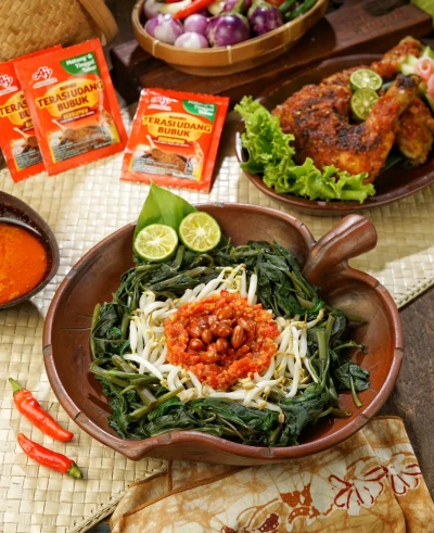 Sambal Plecing Kangkung