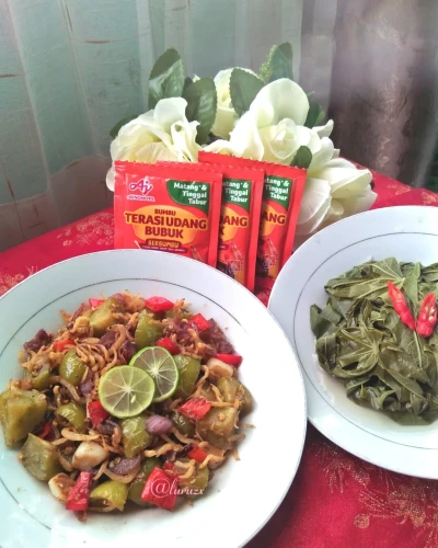 Sambal Teri Bawang Tumis Ala AJINOMOTO® Terasi Udang