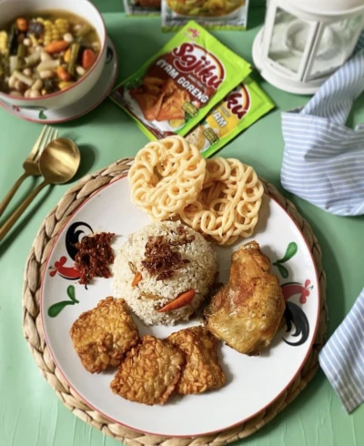 Sayur Asem Ayam Goreng