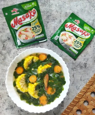 Sayur bening daun kelor