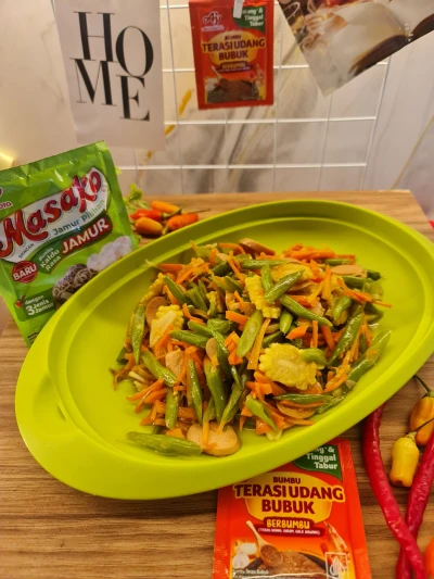 Sayur Campur Sosis
