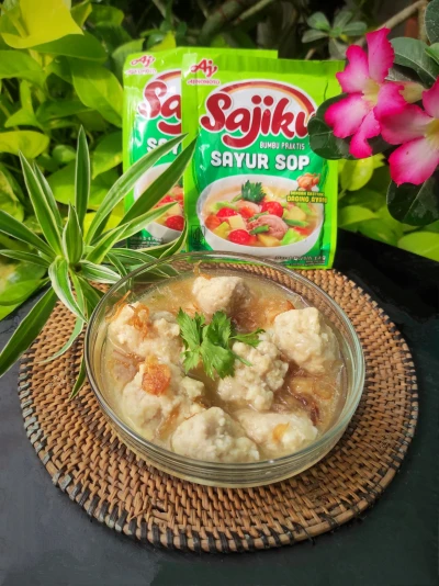 Sup Bola-Bola Tahu Ayam