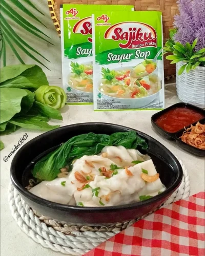 Sup Pangsit Isi Ayam