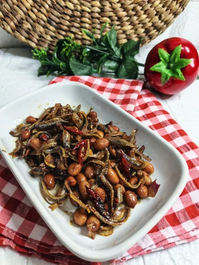 Teri Kacang