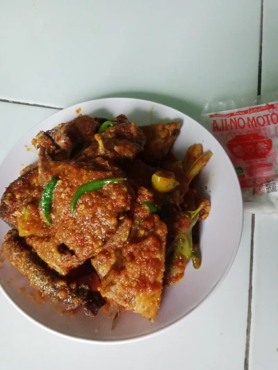 Tongkol bumbu kuning