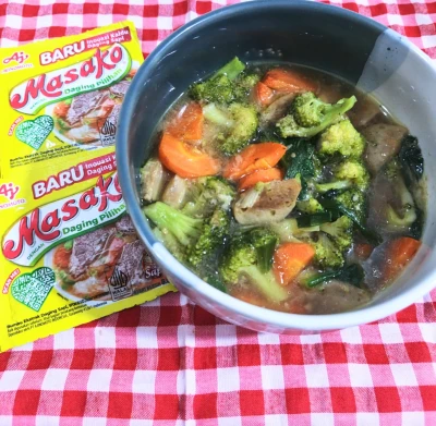 Tumis brokoli bakso