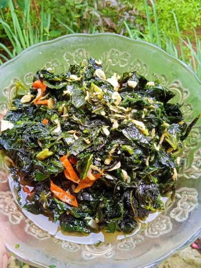 Tumis daun pepaya jepang