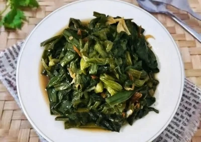 Tumis genjer pedas