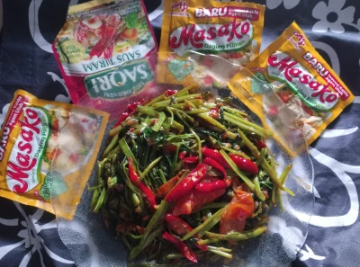 Tumis kangkung Pedas Terasi
