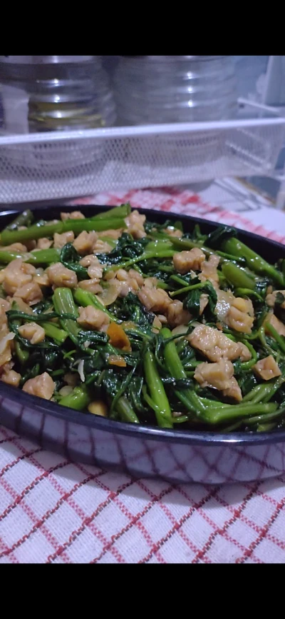 Tumis kangkung