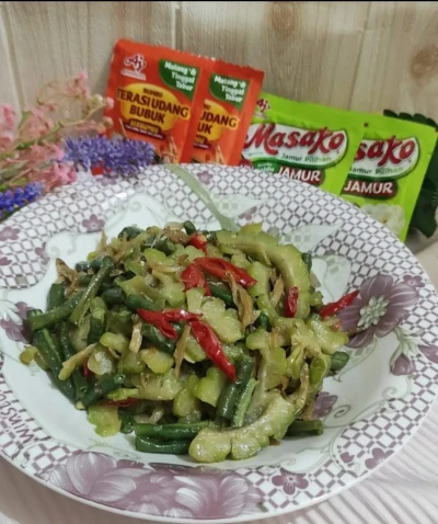 Tumis Pare Kacang Panjang