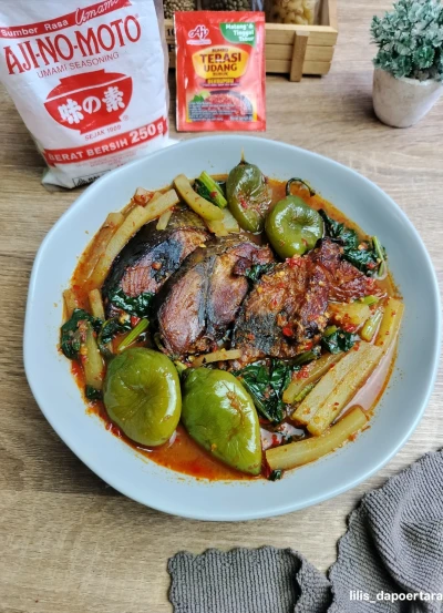 Tumis Sayur Ikan Cabe Gendots