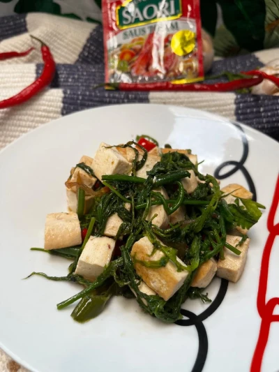 Tumis Tahu sayur Pakis ala Saori